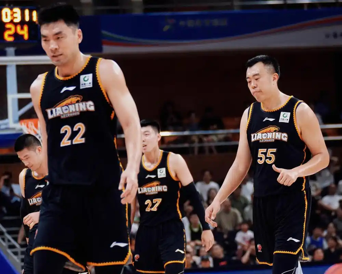 开云体育-远胜王俊杰，新援或曝光，中锋，签字费8位数，卖张镇麟钱或清空|韩德君|赵继伟|辽宁男篮|CBA|圣安东尼奥马刺队_新浪体育_新浪新闻